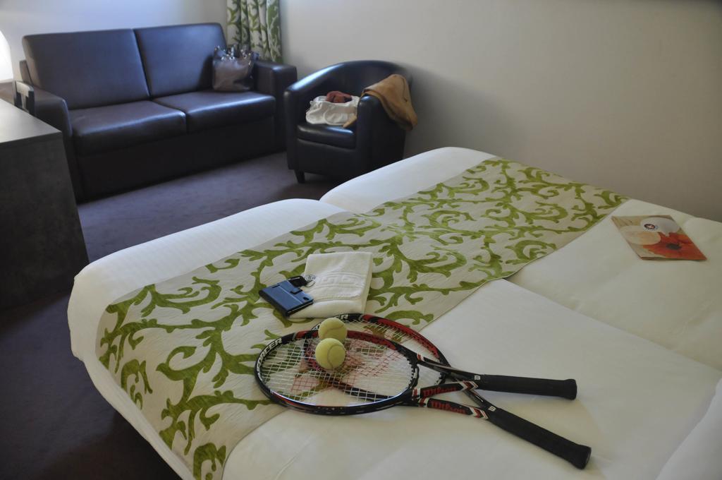 Brit Hotel Confort Alexia - La Souterraine Luaran gambar